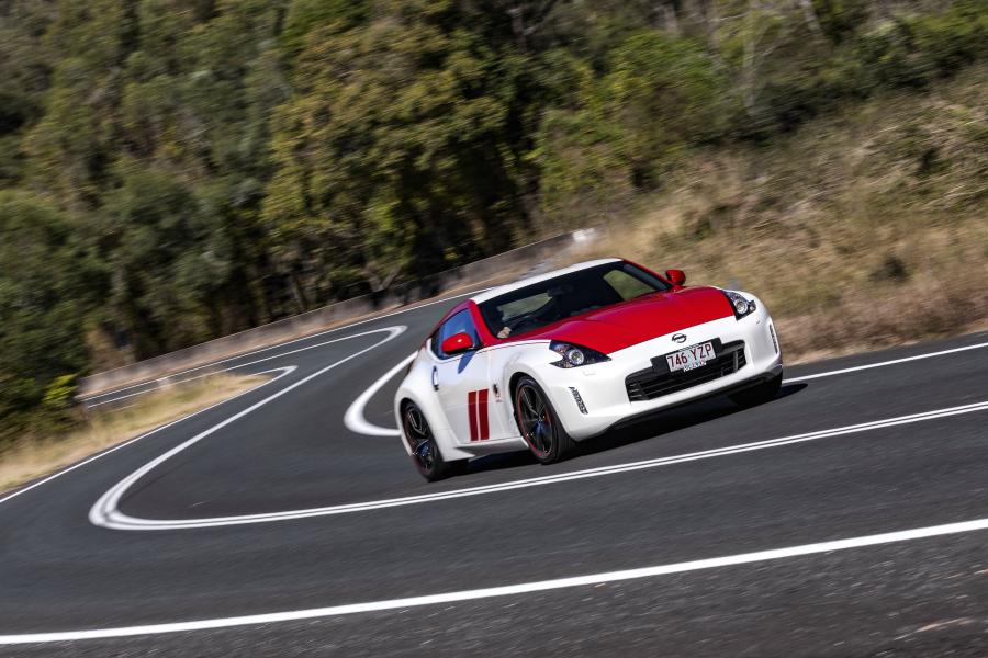  Nissan 370Z 50th Anniversary (Z34) 2019 года  (AU) (фото 8 из 19)